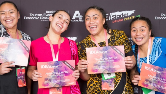 ideastarter winners for their Polynesian art workshop 