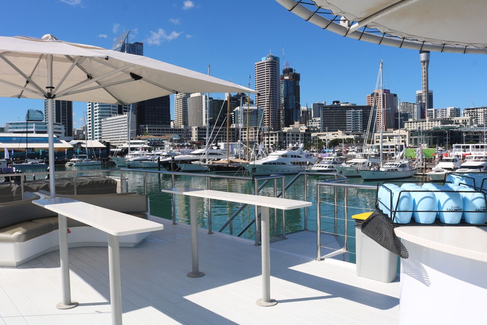 Peretu roof deck