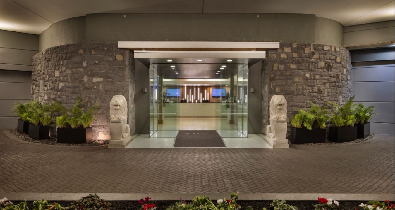 Hotel entry at the Ibis Auckland Ellerslie