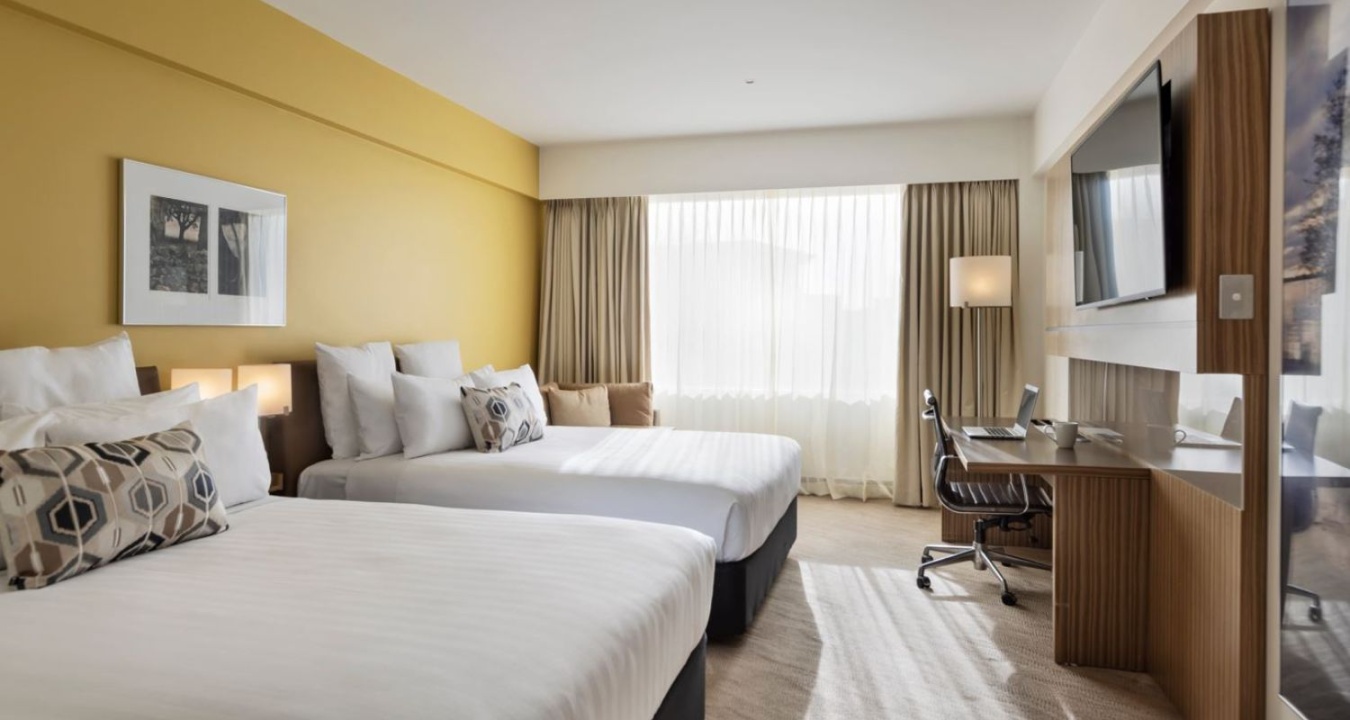 Executive Twin Room at Novotel Auckland Ellerslie hotel