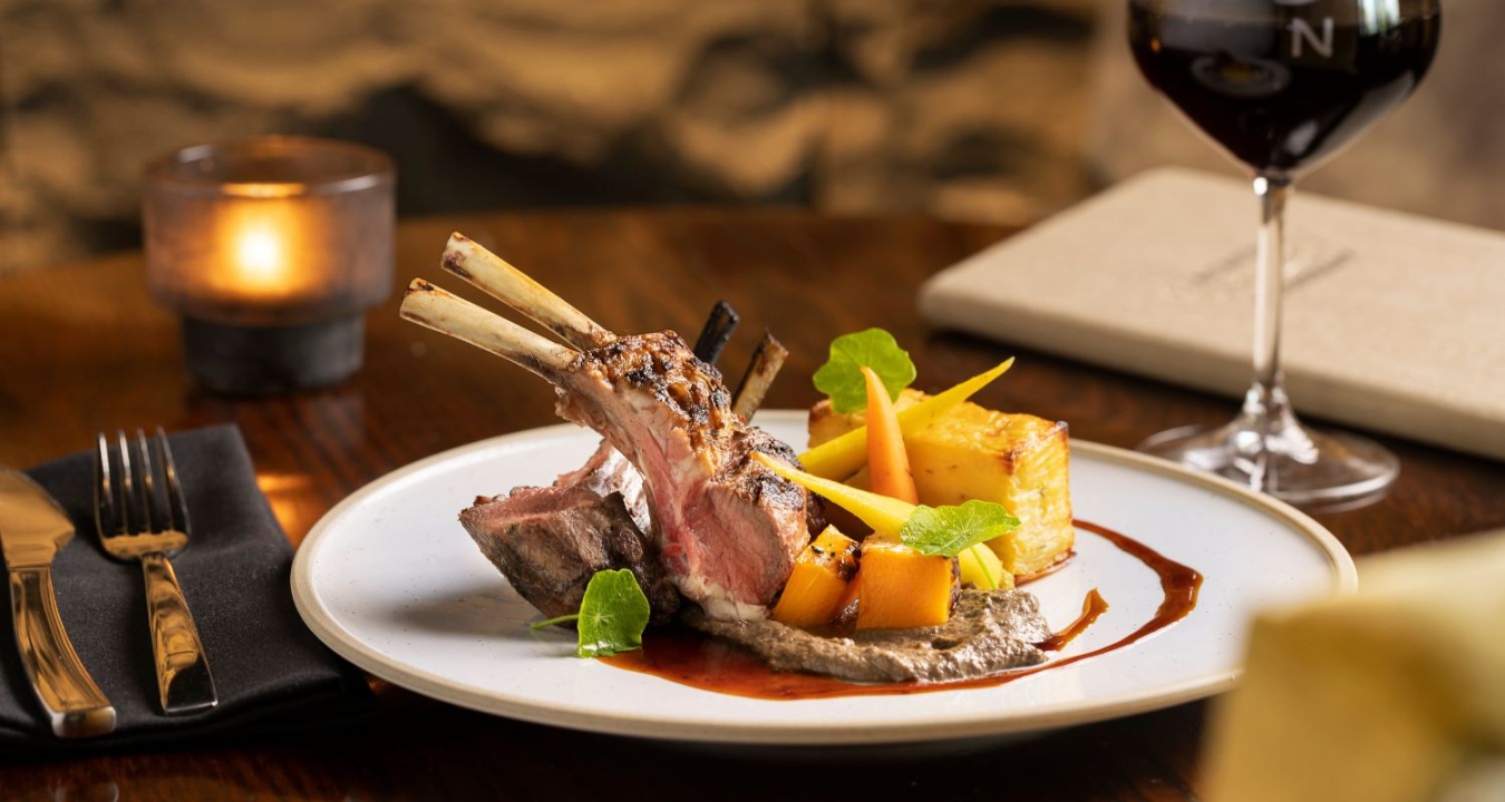 Acacia Restaurant at Novotel Auckland Ellerslie hotel