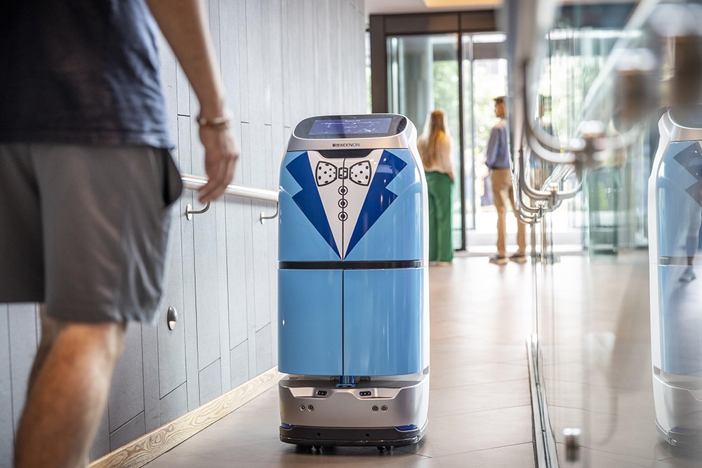 Robot room service