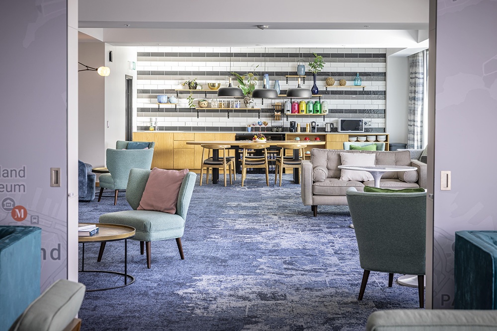 Social Lounge