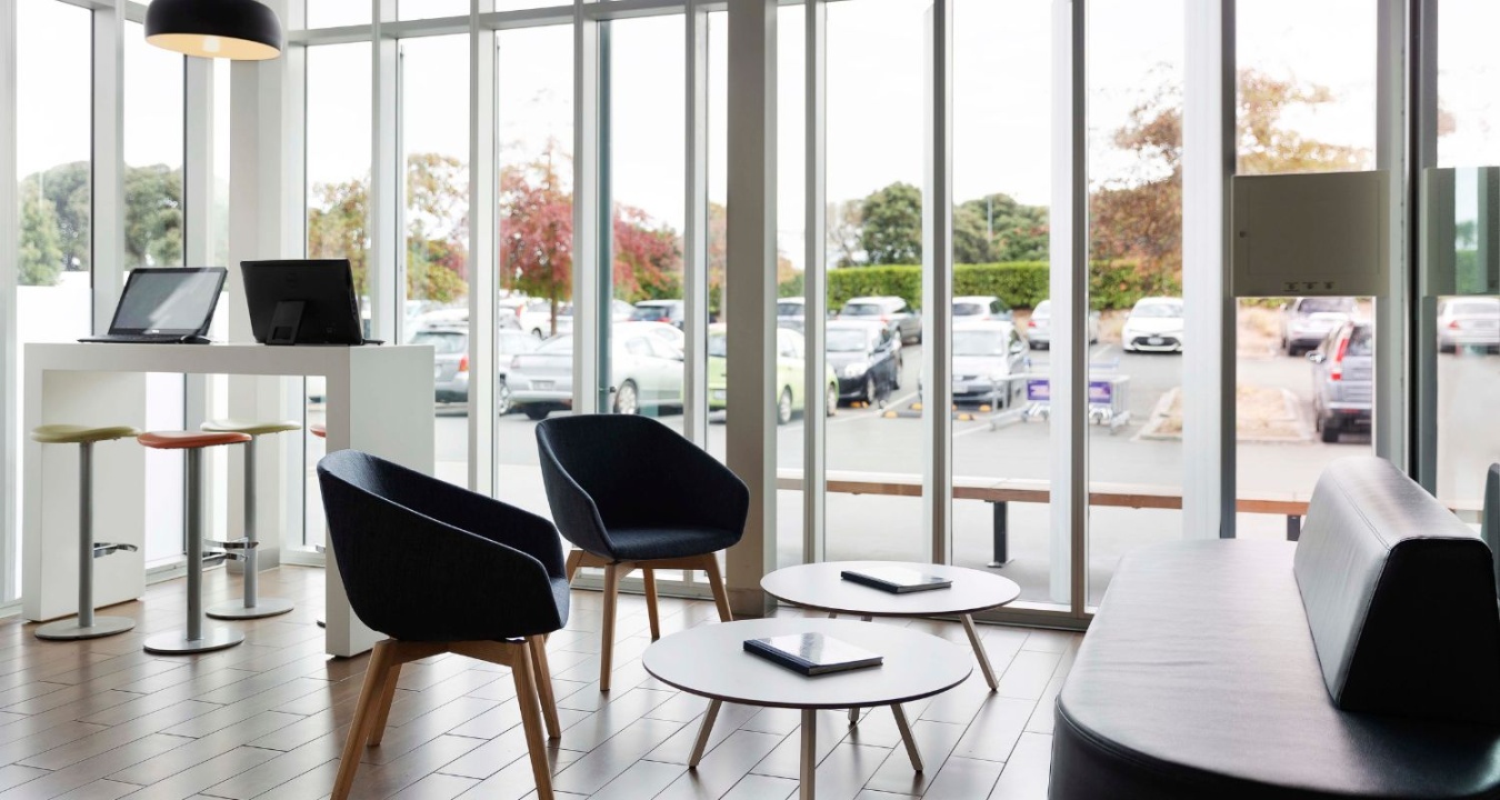 ibis Budget Auckland Airport hotel lobby