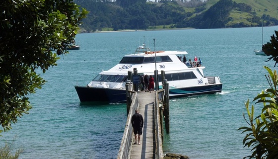 Fullers ferry in the docking and passengers walking in